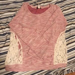 Cute light purple/pink sweat shirt